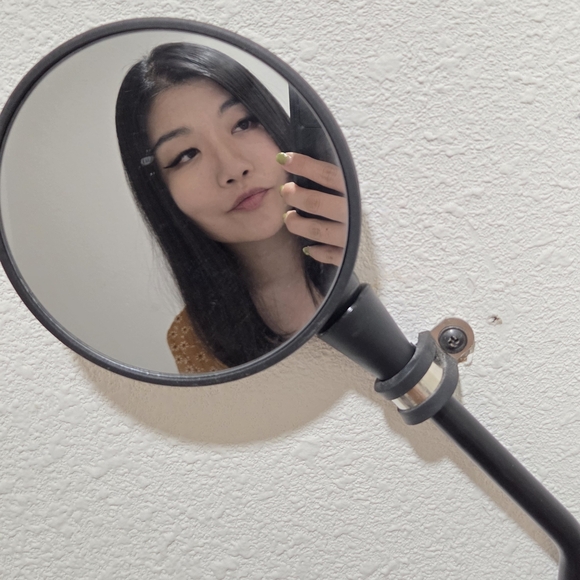 MAKE ME AN OFFER! - Picture 1 of 1